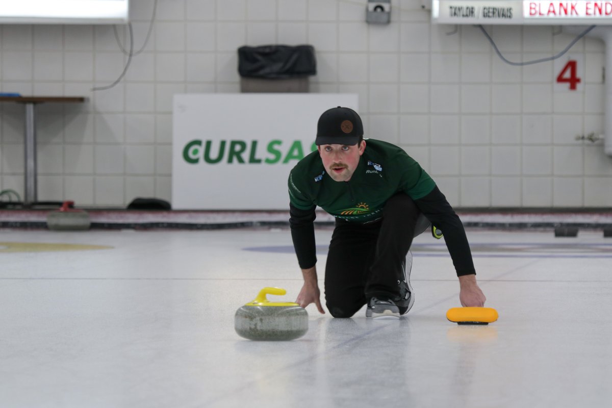 Plenty of great curling happening at the 2026 Mixed Doubles Provincials 🥌

Swipe through for some on-ice action from the Nipawin Curling Club! 📸

Playoffs start tonight, and competition runs through Sunday 💚

Scores &amp; Results 👉 curlsask.ca/scoreboard/#/e…
