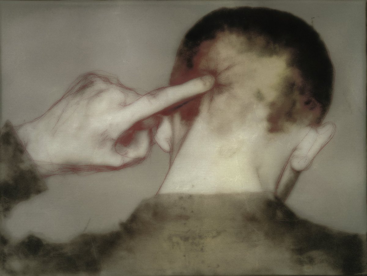 lykaiiiii's tweet photo. gm, 𝘢𝘯𝘥 𝘴𝘰𝘭𝘥𐃈✦

𝚛𝚒𝚐𝚑𝚝 𝚗𝚘𝚠 has joined the collection of @blac_ai. it’s a true privilege to share this body of work with someone who has been present throughout my artistic journey from the start 🖤

6 works remain. https://t.co/pcuBbvwX6j