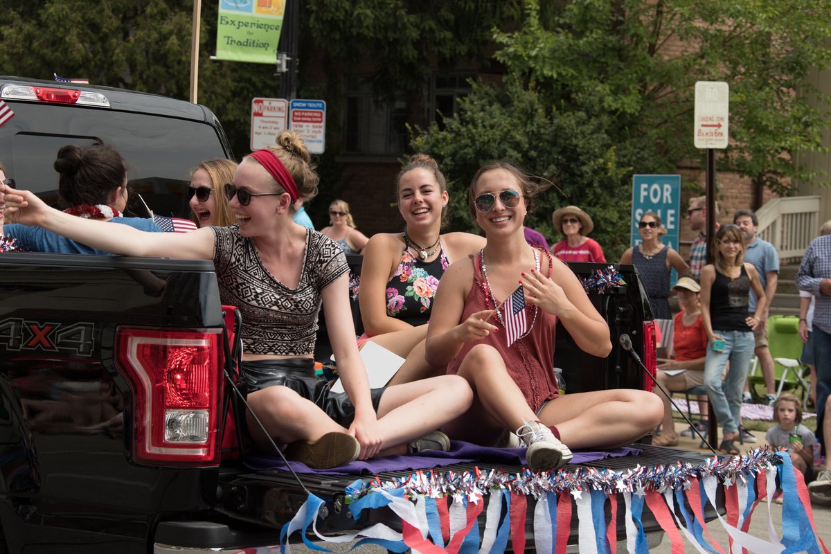 Flashback ten years ago to 2016! Were you celebrating the 4th with us then, too? 🎆

Donate to the 2026 celebration, completely funded by community members!

👉paypal.com/donate/?hosted… 👈