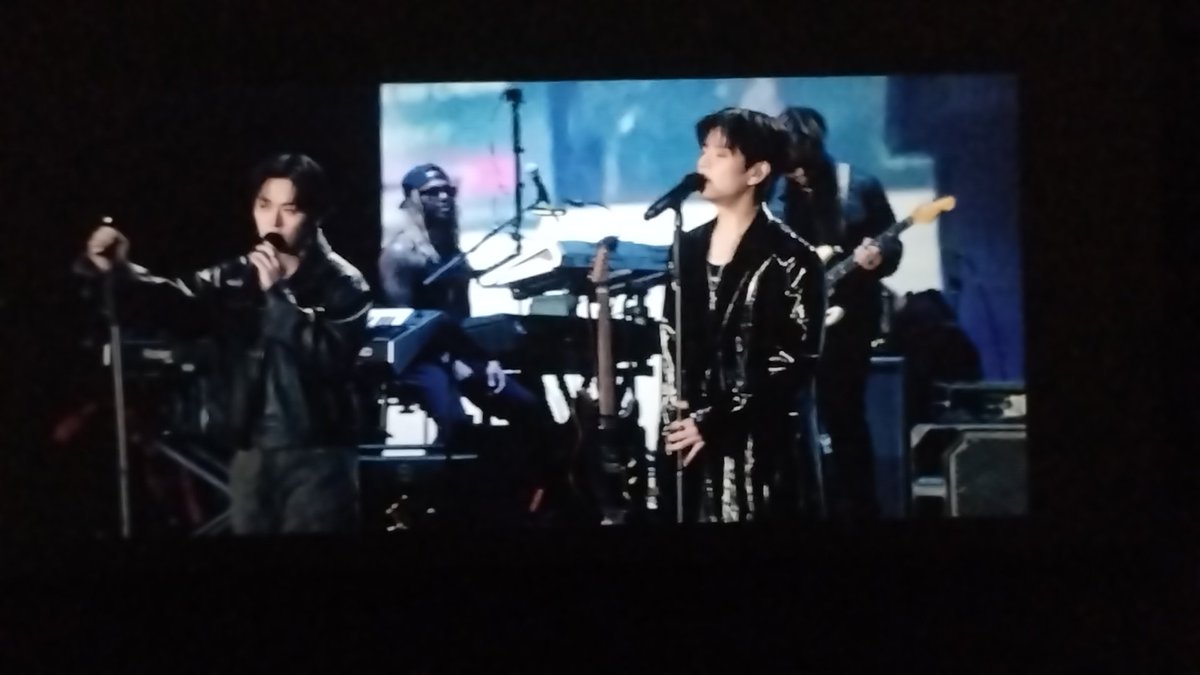 jelly🪭​ tweet media