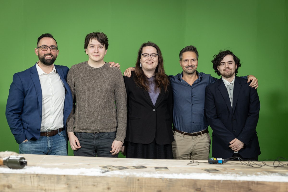 983 Media tweet media