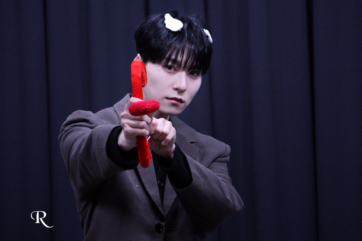 K__017rs's tweet photo. 260207 🏹🤍🪽
#건희 #KEONHEE #원어스 #ONEUS https://t.co/PegTgM8k8Y