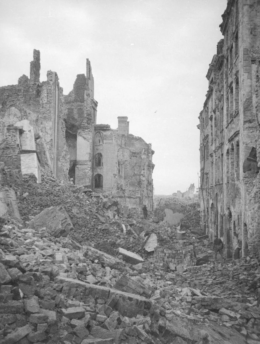 Edward Reid tweet media