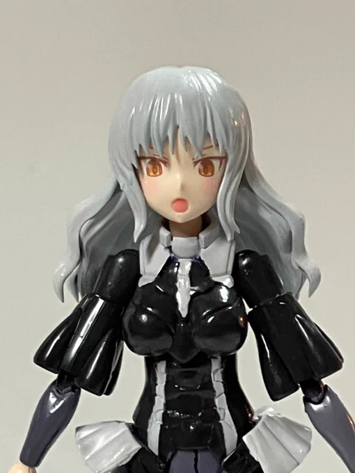 fateのカレン。 このヘアスタイル出た時に作りたかったやつで帽子は着脱化。 作ったのだいぶ前だから今ならもっとよいパーツで作れる気も #公式戦には出れないけどウチのシスター最高だぜ