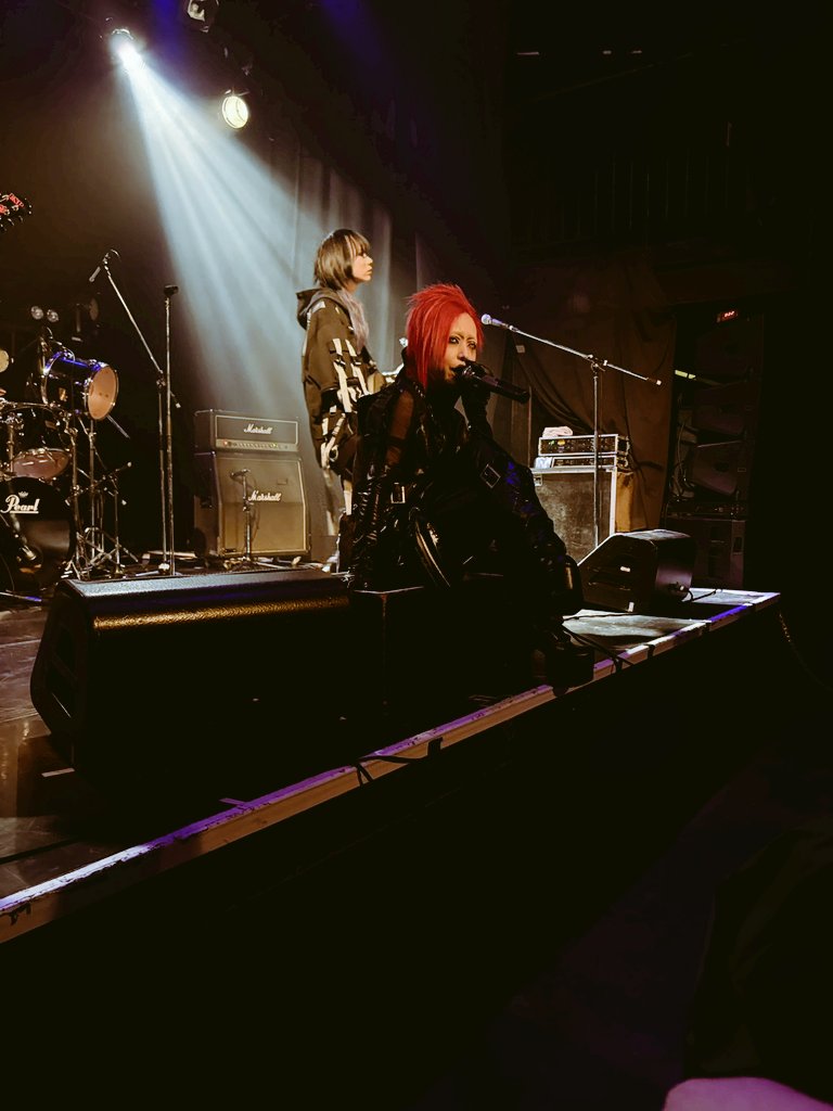 daiunmei's tweet photo. 第三次丘戦争
無事終了しました
足元の悪い中ご来場いただいた皆さん
対バンさせて頂いたバンドの皆さん
初台DOORSのスタッフの皆さん
そして、愛煙家をもう一度出来る機会をくださったぐりむさん
有難う御座いました!
#ぐり猫企画
#ANDROGYNOS https://t.co/90f31vOdJt