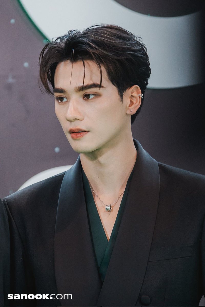 สมฐาหล่ออันดับที่ 40 ของโลกนะ
แต่ถ้าอันดับในใจนี่ให้ที่ 1 เลยล่ะ