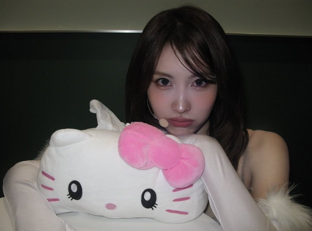 𝑴owie ᨐฅ tweet media