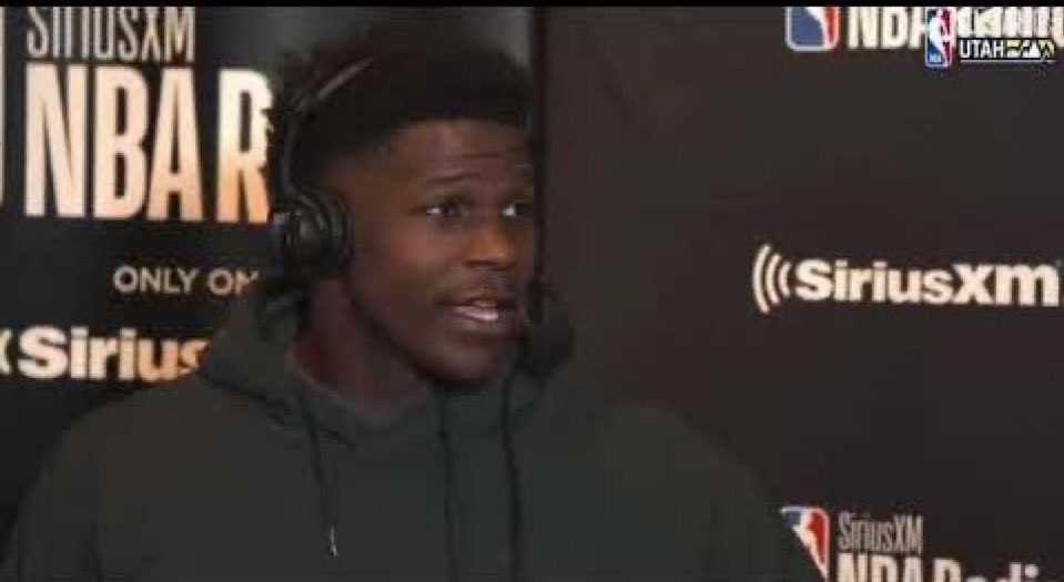 FitzGSN_'s tweet image. “They got the kingsguard but we got Raymun Fossoway”