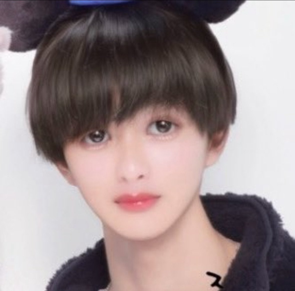 rellxql's tweet image. 児ポをしてる人の顔、その彼女の顔がこちら👇wwwwwwwww