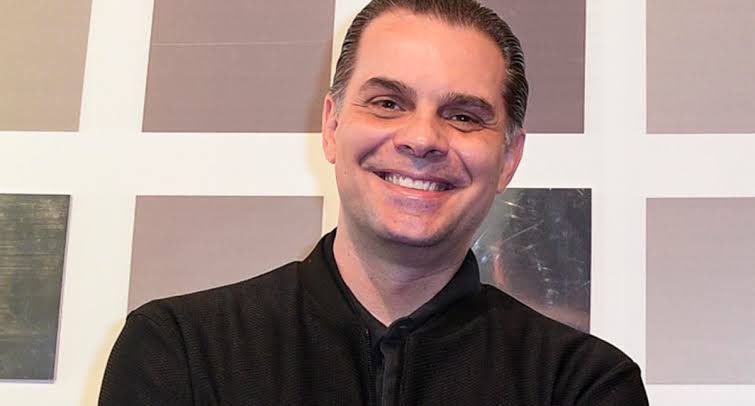 Esperemos que lo de Christian Martinoli no sea nada grave de sus problemas de salud últimamente. 

De todo corazón, Dios te bendiga y pronta recuperación!!! 📺🎙️