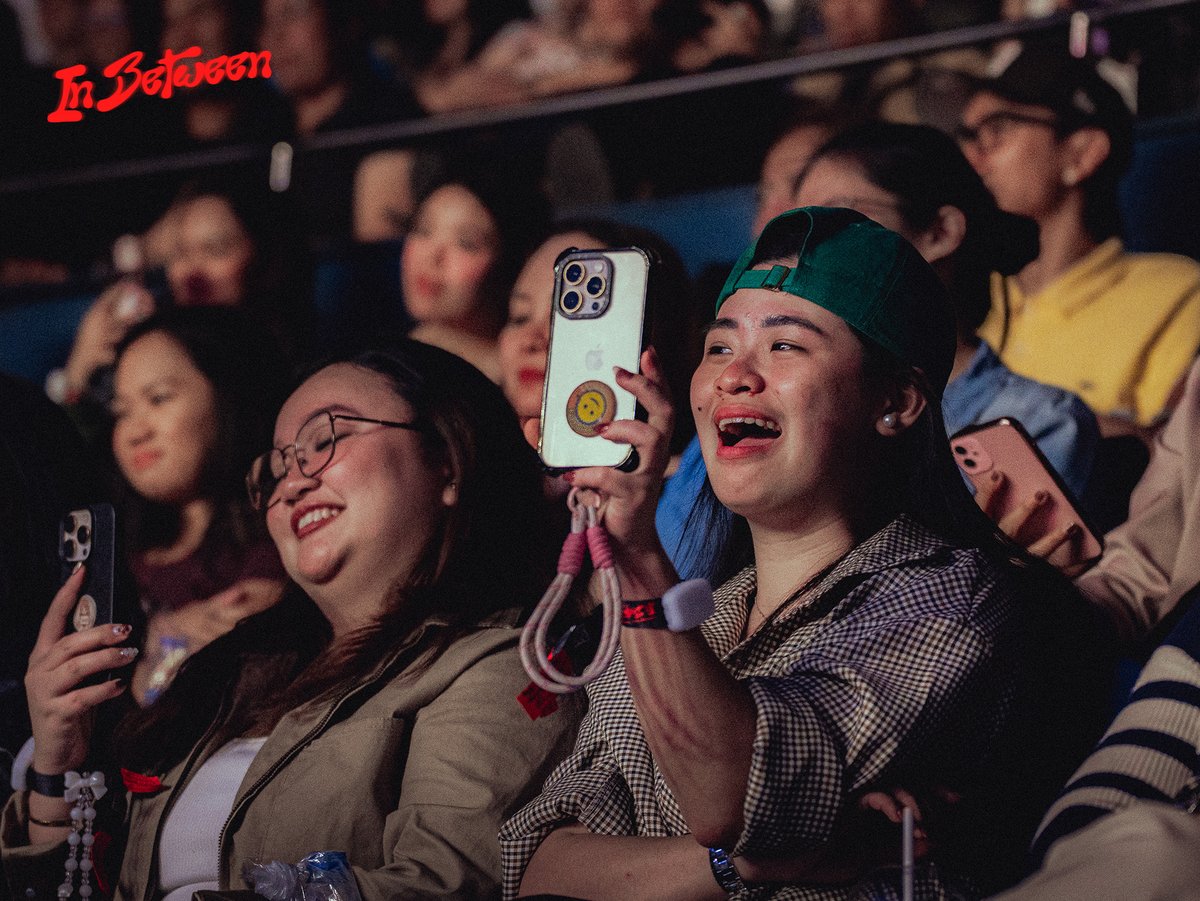 cornerstone_ofc's tweet photo. A love that stands the test of time. 🏟️✨

Their voices blending perfectly together is more than just a performance—it’s a testament to a beautiful partnership.

Directed by John Prats
Presented by Cornerstone Concerts and Dunkin'
#InBetweenD2
#TJMonterde #KZTandingan
#JohnPrats https://t.co/lJN75aSEbw