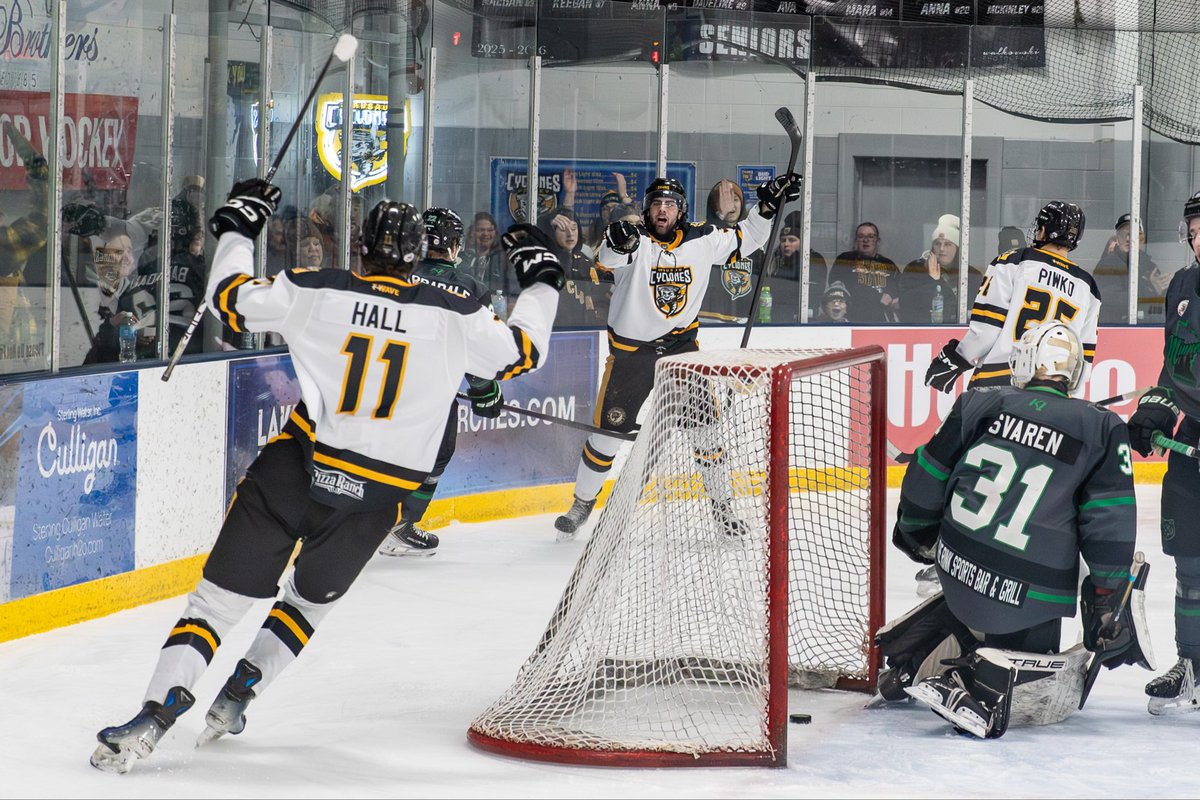 WausauCyclones's tweet photo. Path to the playoffs is simpler tonight! WIN and your Clones clinch a playoff spot for a 3rd consecutive season‼️ #GoClones https://t.co/fqAQkiPhHd