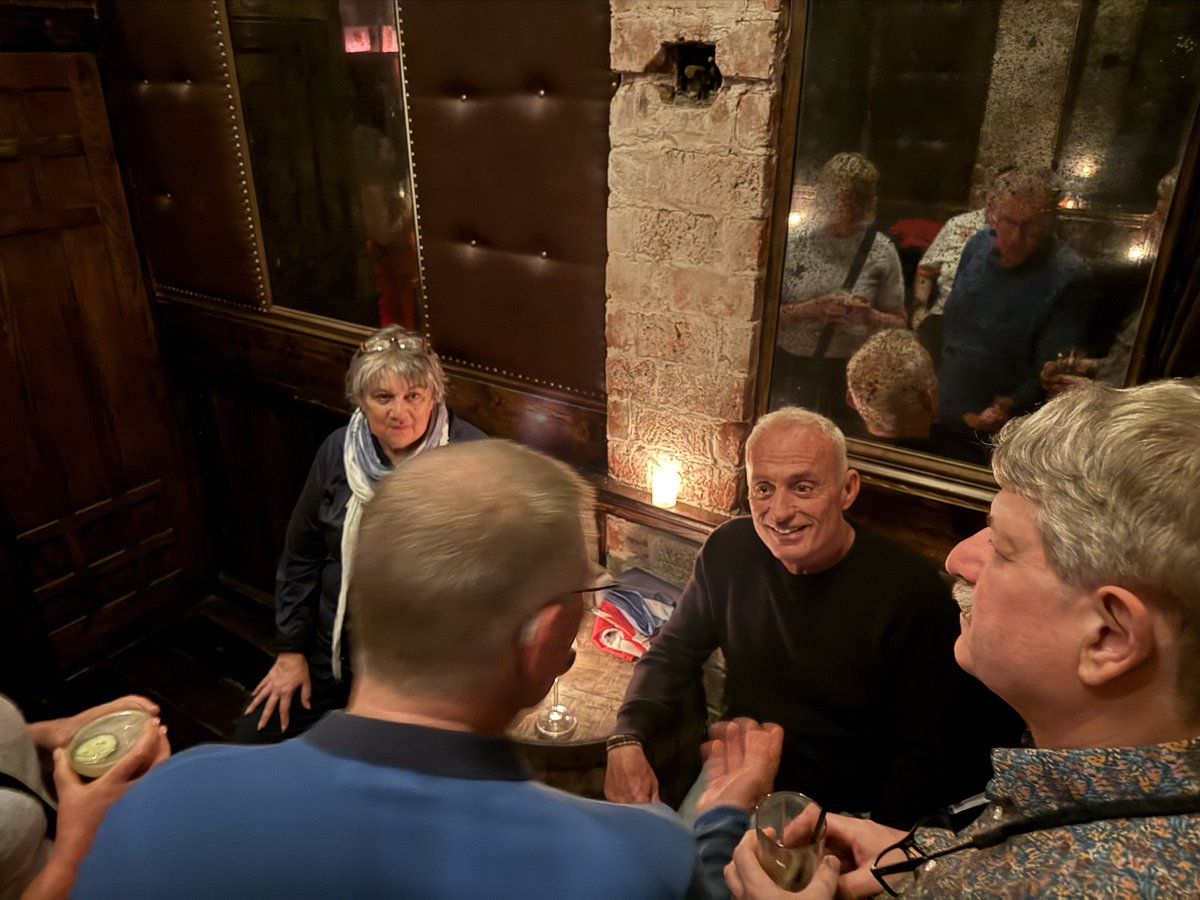 Touchdown Trips tweet media