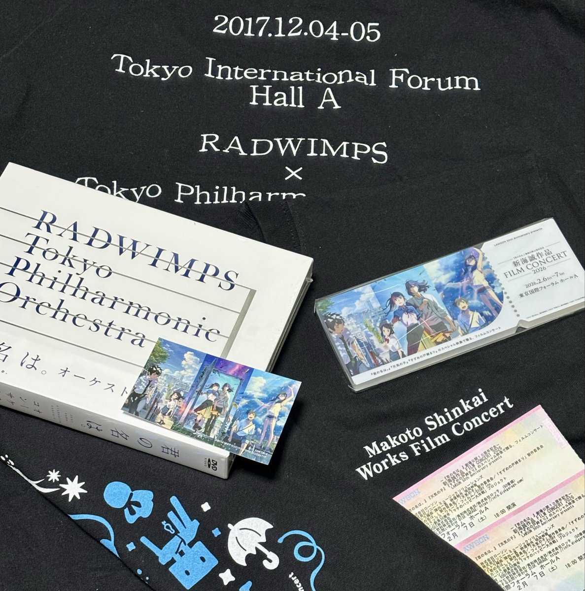 kdy_tkhs's tweet photo. 新海誠フィルムコンサート最終公演行ってきました🎻
十明さん、三浦透子さん、洋次郎さんの生歌唱に、新海監督と神木隆之介くんのサプライズ登壇にと豪華過ぎる内容でした😭
RADWIMPS20thツアーファイナル参戦から1ヶ月ちょい、RADロスになってたから嬉し過ぎる😂 https://t.co/xIKNAuxZZv