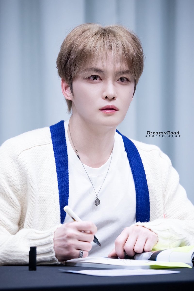 260206 시즌그리팅 팬싸

<a href="/bornfreeonekiss/">kimjaejoong</a> 🫶🏻

#김재중 #재중 #KIMJAEJOONG
#JAEJOONG #ジェジュン #金在中