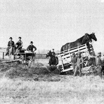 CraigBaird's tweet photo. Due to poor economic conditions, the eruption of Mount Askja and lack of available land, 20,000 Icelanders left their homes to settle elsewhere from 1870 to 1915.
Many came to Canada, settling on the western shore of Lake Winnipeg outside the confines of Manitoba.

🧵1/7 https://t.co/Z8udg1tq6C