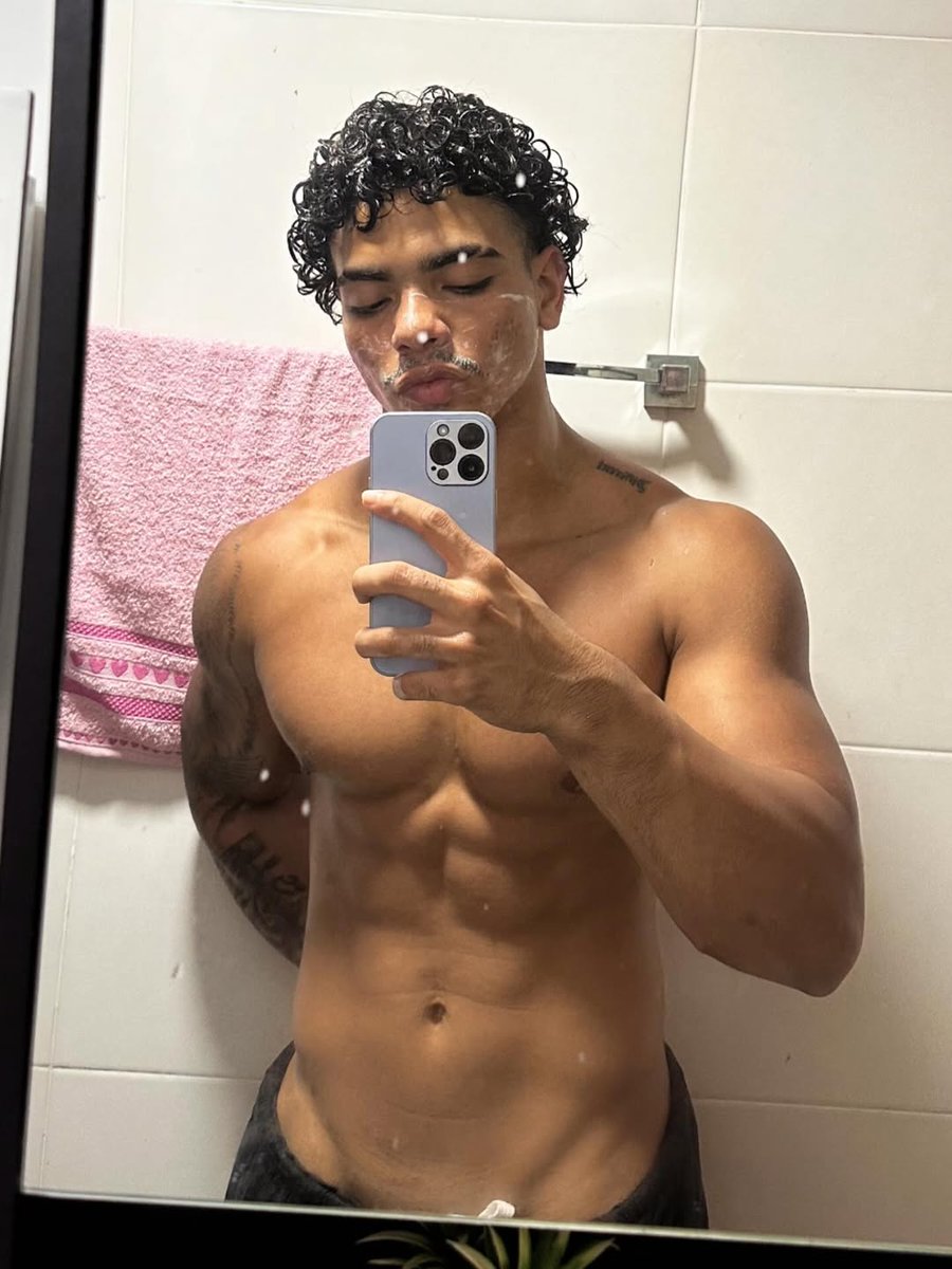 Alisson TRG tweet media