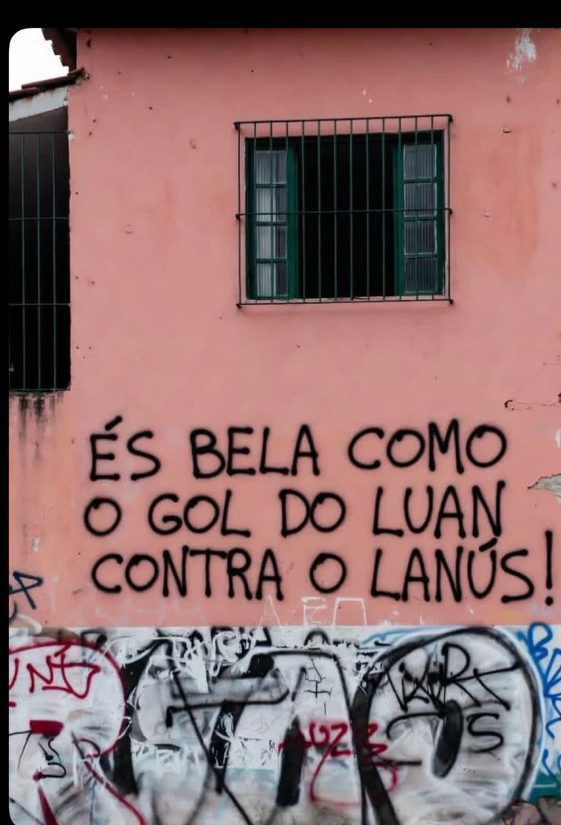 cajosias's tweet photo. Romantismo na veia e no alvo. https://t.co/0SLEqqaGky