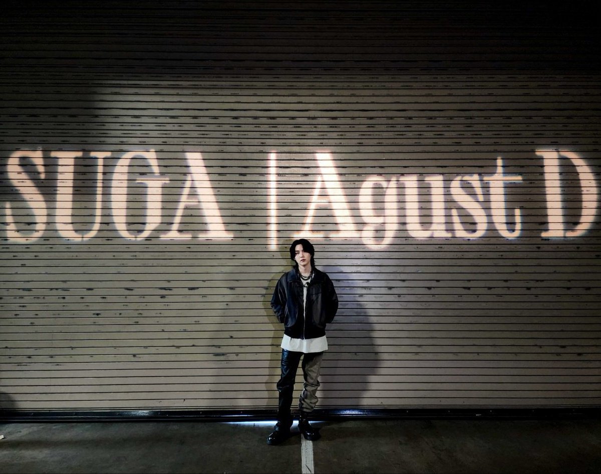 _suga_loveme's tweet photo. SUGA / Agust D https://t.co/YA0BuCo46c
