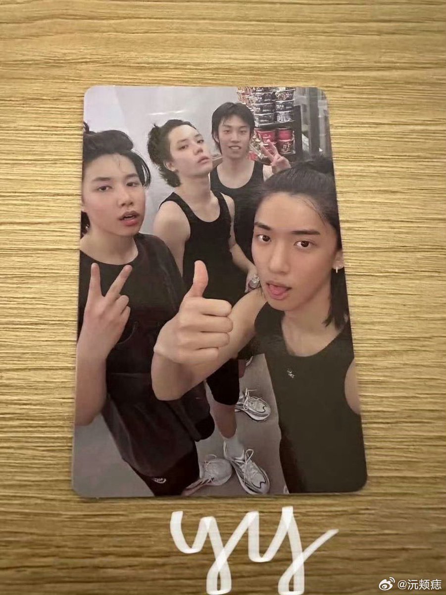 (4/20) 

info dong kalo ada nemu ohyul sikat gigi