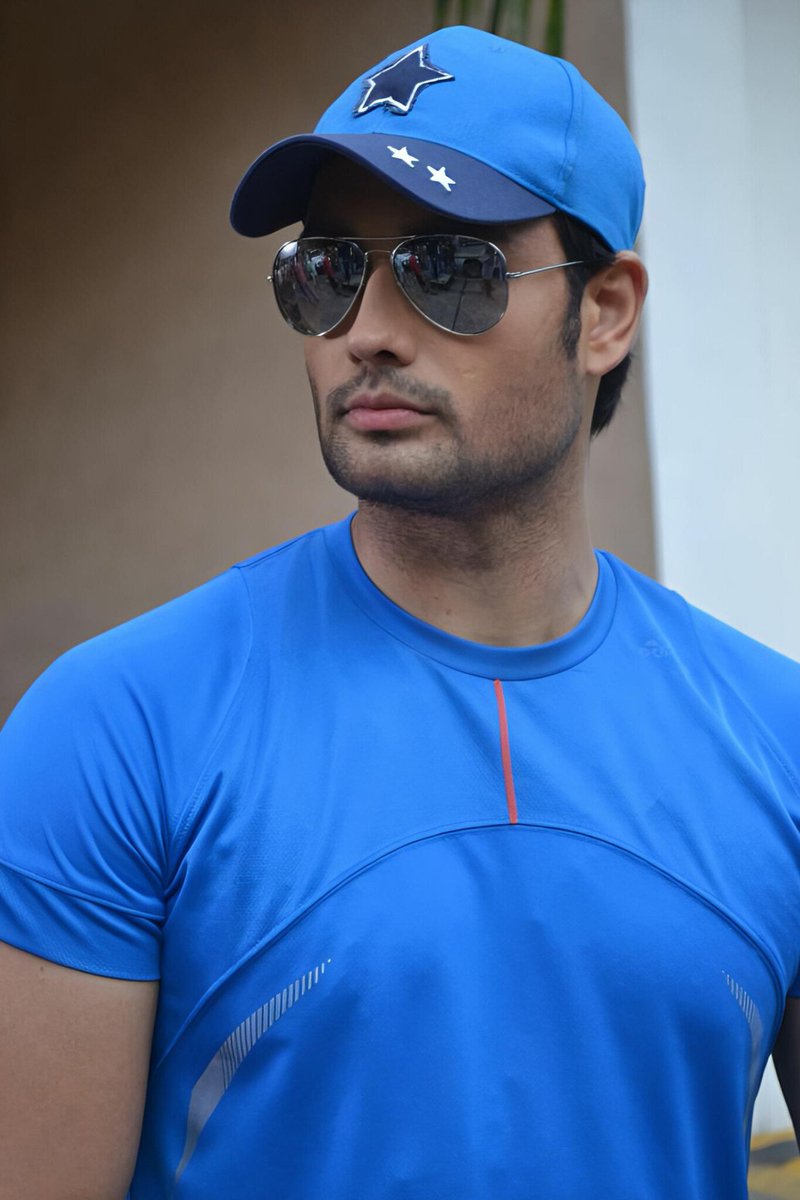 In 2012, he played an iconic role in Colors TV's Madhubala - Ek Ishq Ek Junoon as #RishabhKundra (RK).❤🔥
#MEIEJ has been broadcast in over 50 countries!✨

#VivianDsena #VDians 
#18YearsOfVivianMagic