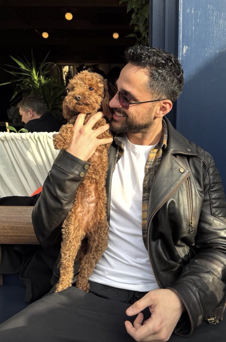 Ferhat’ın aslında stiliste hiç ihtiyacı yok. Ekin Mert Daymaz’a izin verseniz, Ferhat’ı çok güzel giydirir ❤️‍🔥 <a href="/Yeralti_Dizi/">Yeraltı</a> lütfen Ekin’i güzel giydirin artık 😩
#EkinMertDaymaz #Yeraltı