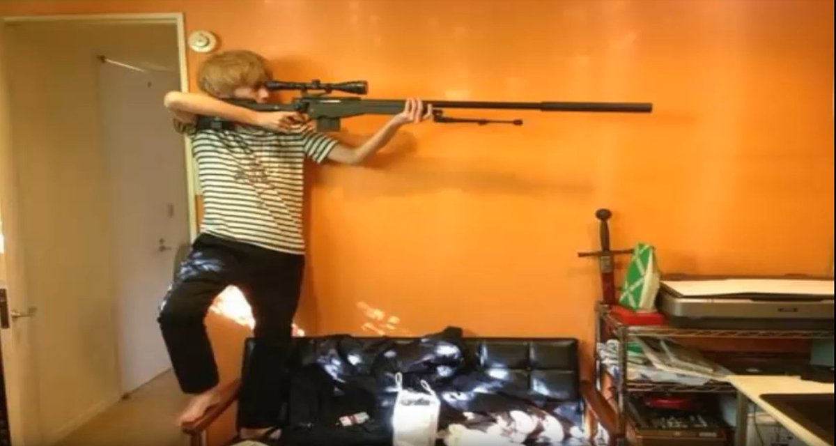 felipe_foice21 ඞ tweet media