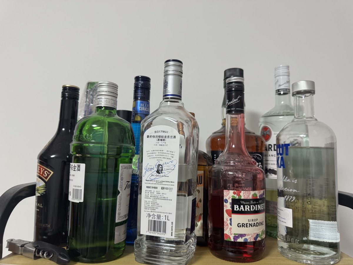 AD ASTRA tweet media