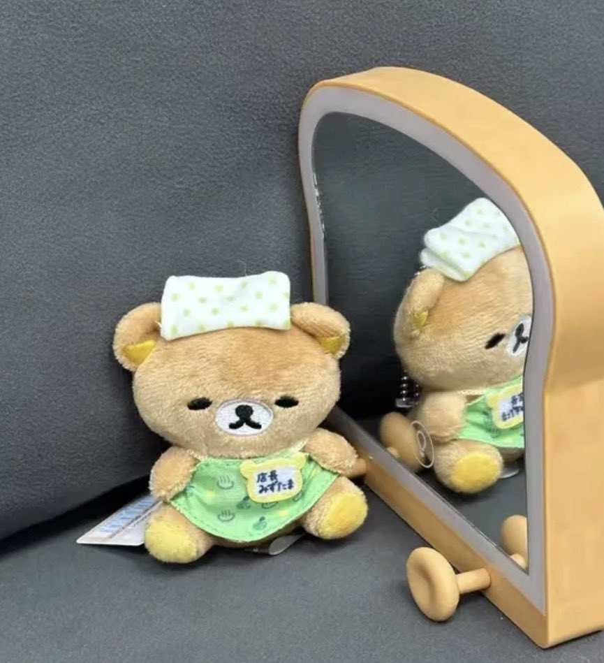집에 있는거랑 사진 비교해봤는데 ㅠ 짝퉁이라 볼터치도 없음 .. 어케 정품이라고 박아놓고 팔지