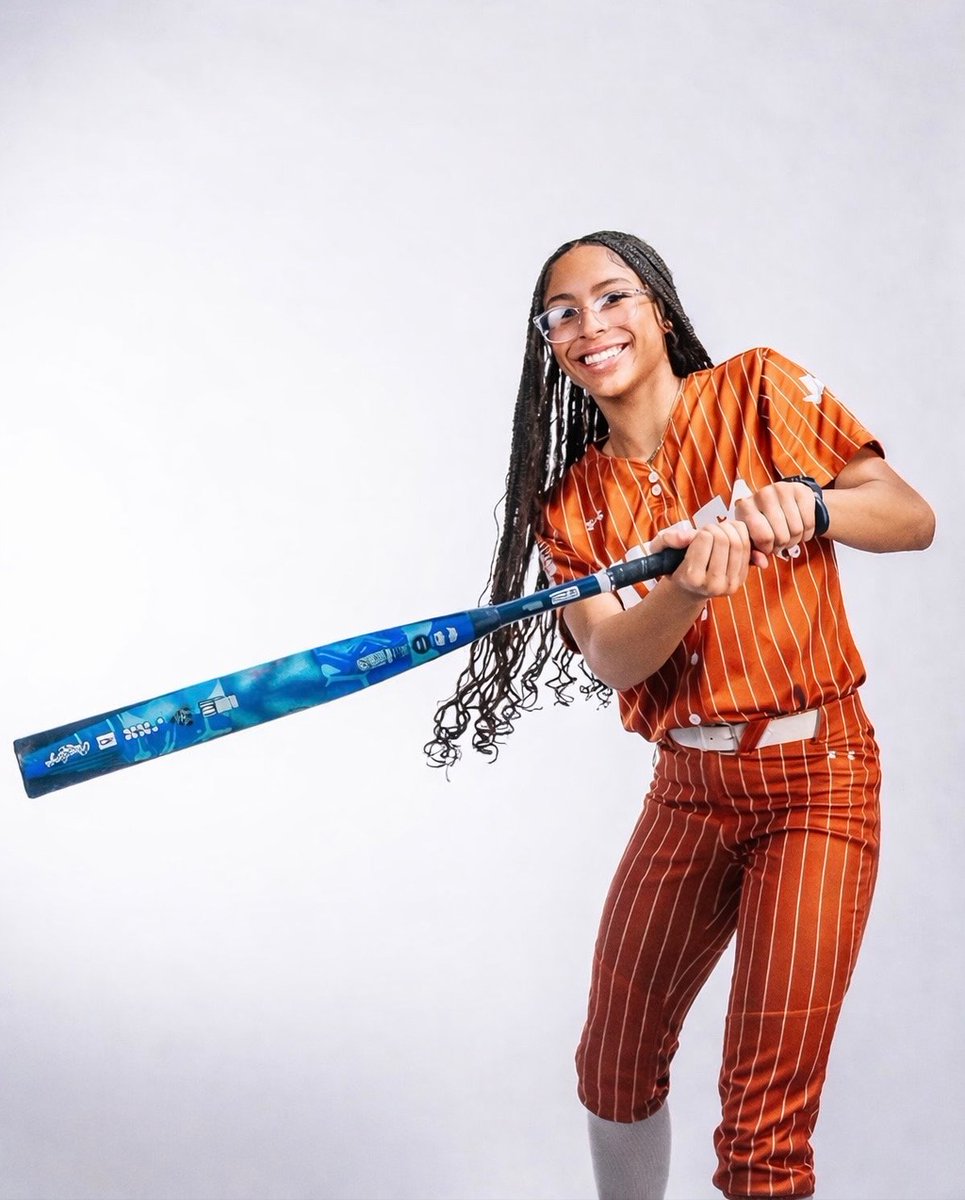 KaelynPrice2028's tweet photo. No preseason= double the work. #Stayingready🏀..🥎..🏃🏾♀️
@Hutto_Softball @Coach_MMullins @hippoathletics @CoachWCompton @var_austin @ExtraInningSB @SBRRetweets @_coachjsoriano @16UAcademy https://t.co/AeW34qy3PS