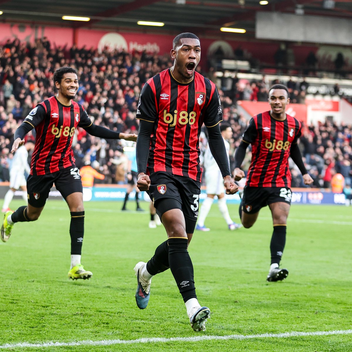 afcbournemouth's tweet image. VAMOS 🇧🇷
