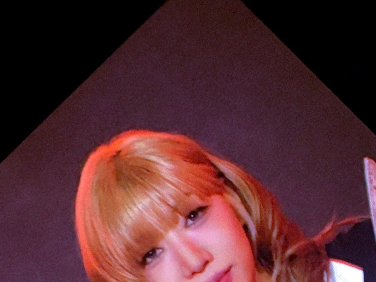 영 tweet media
