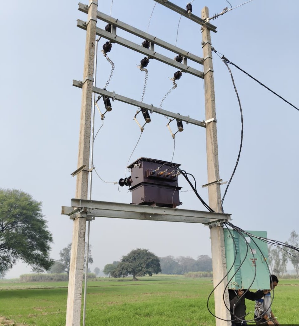 @puvvnlazamgarh tweet media