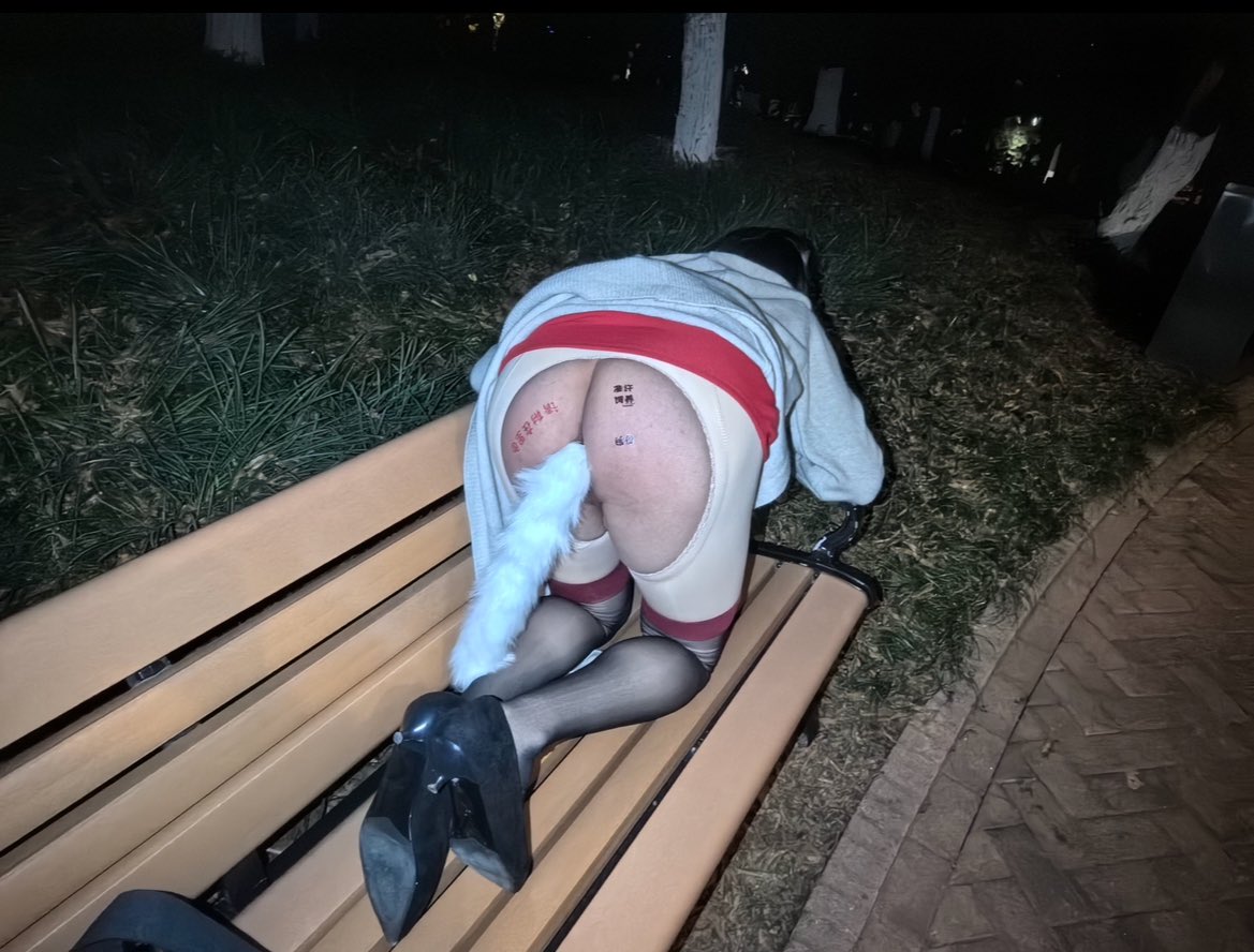 伪娘小紫 tweet media