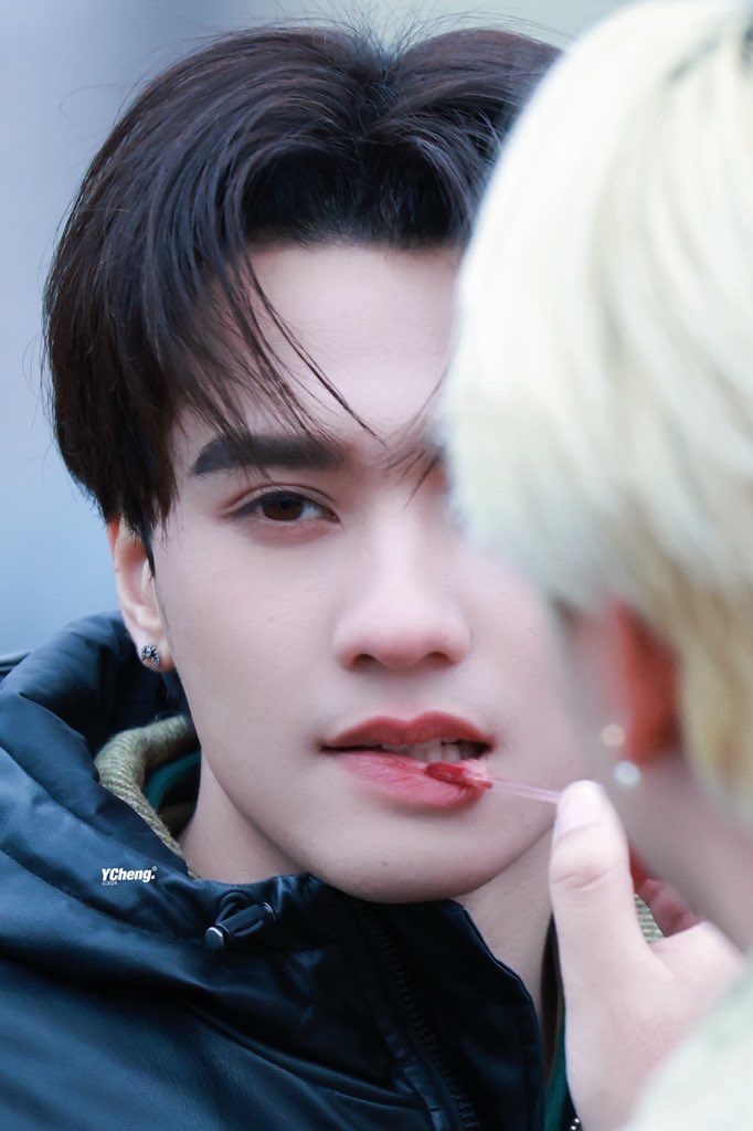 It's the middle of the night - time to put up some sexy photos.
💄sexyyyyy🦆

#PlantneryXKNPinShanghaiD1
#KengNamping #เก่งน้ำปิง 
#KengHarit