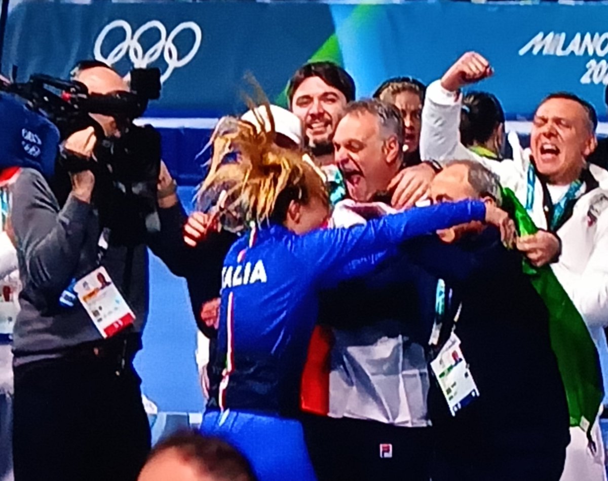 Immensa Francesca Lollobrigida🇮🇹🥇 #OlimpiadiInvernali2026
#MilanoCortinaOlympic2026