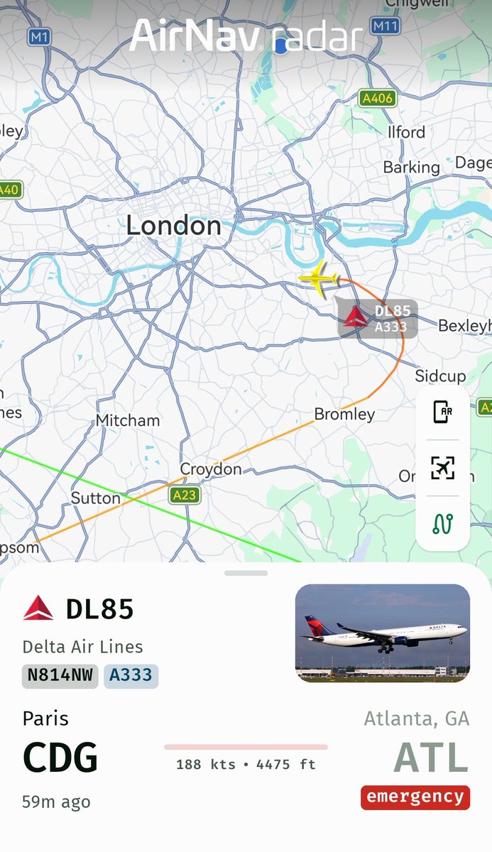 Runway_Report12's tweet photo. 🚨 #Squawk7700 - Delta Airlines #DL85 From Paris CDG to Atlanta ATL. Diverting to London Heathrow LHR 
@AirNavRadar
Track it live here 📍 https://t.co/1ZCJM2wf5k https://t.co/rfITdsWnQx