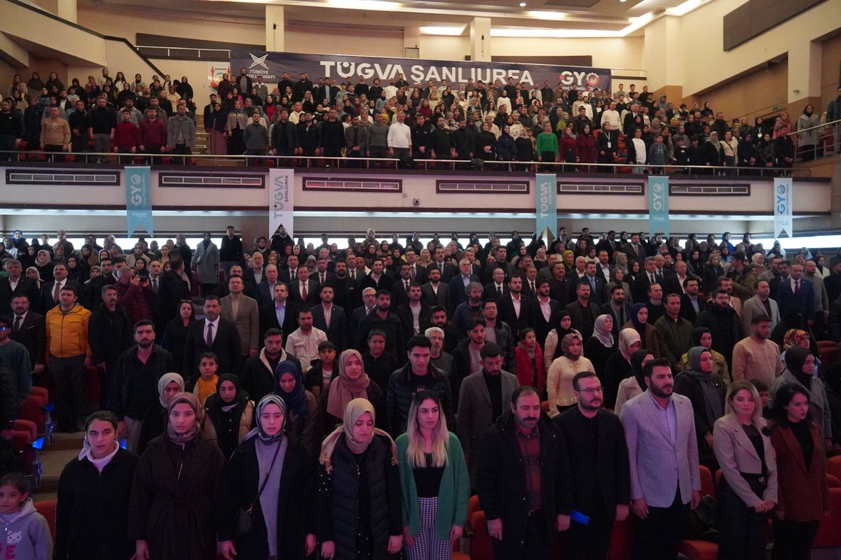 Çalışma ve Sosyal Güvenlik Bakanımız Sayın Vedat Işıkhan, TBMM Başkanvekilimiz Sayın Bekir Bozdağ, Valimiz Sayın Hasan Şıldak, Milletvekillerimiz Sayın Cevahir Asuman Yazmacı, Sayın İbrahim Eyyüpoğlu ve Sayın Hikmet Başak, AK Parti MKYK Üyesi Sayın Mehmet Ali Kurt ile AK Parti