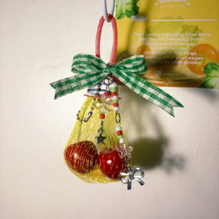 bbystudy's tweet photo. cherry keychain cherry 🍒—
https://t.co/JzG8YnnsJl https://t.co/bjK6g1gFOK