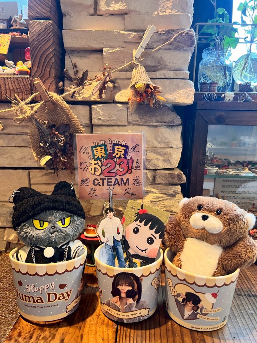 ZICOさんの前に&TEAM YUMAくんのセンカペにも🩵 スコリとダーリンも