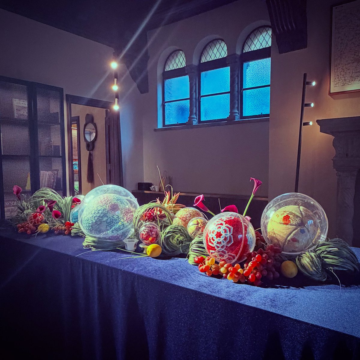 tf2005's tweet photo. 「春の脈絡」 —— 嘉承帰源｜百年非遺 × 花芸文化大賞（2/7～3/8）上生・新所 孫科別邸？をA：春の声高鳴り、新たな時を打ち開く;B：春の便り、ひだに宿り、万物芽吹く;C：春の趣めぐり、月は庭に満ちる;D：幸運連なり、春意ひときわ深く;E：万物は同源、春は尽きることなく;F：春風と香草、そぞろ歩く https://t.co/5TkaawxUGv