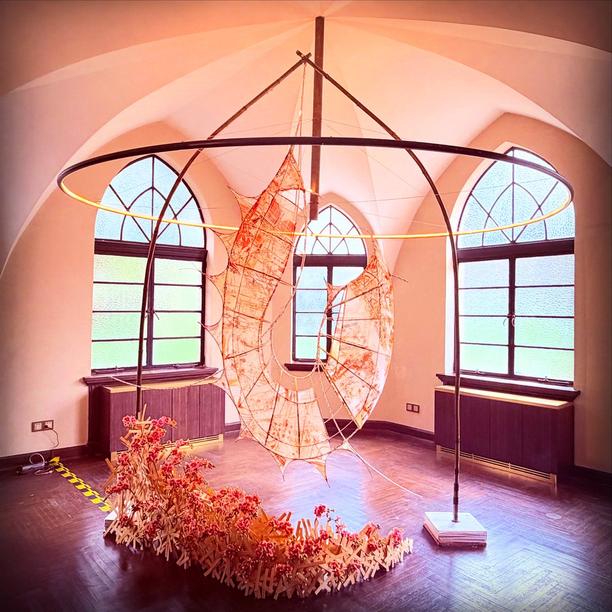 tf2005's tweet photo. 「春の脈絡」 —— 嘉承帰源｜百年非遺 × 花芸文化大賞（2/7～3/8）上生・新所 孫科別邸？をA：春の声高鳴り、新たな時を打ち開く;B：春の便り、ひだに宿り、万物芽吹く;C：春の趣めぐり、月は庭に満ちる;D：幸運連なり、春意ひときわ深く;E：万物は同源、春は尽きることなく;F：春風と香草、そぞろ歩く https://t.co/5TkaawxUGv
