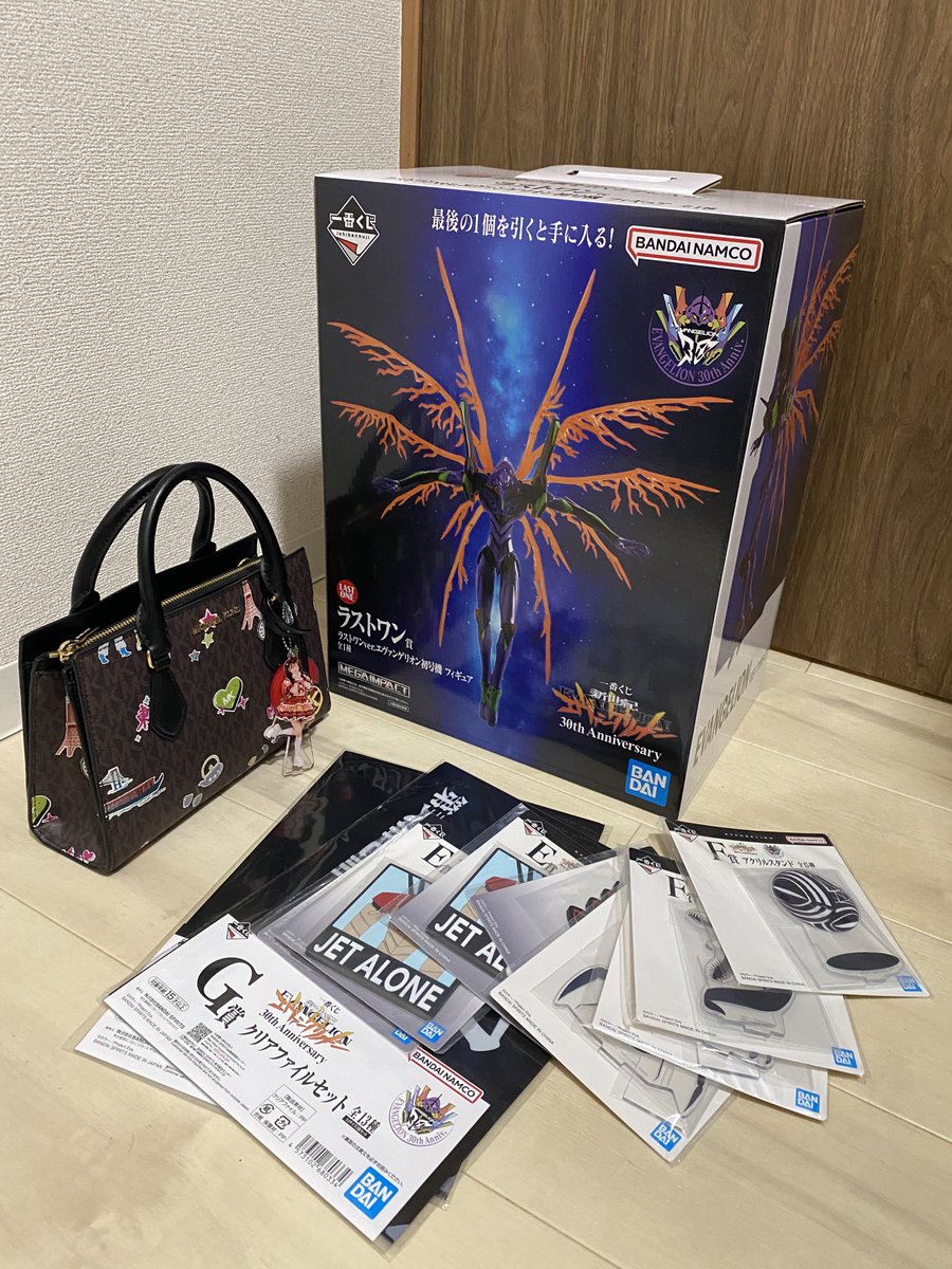 残り10枚の店舗見つけてラストワンの初号機ツモった〜 ありえんでかいw