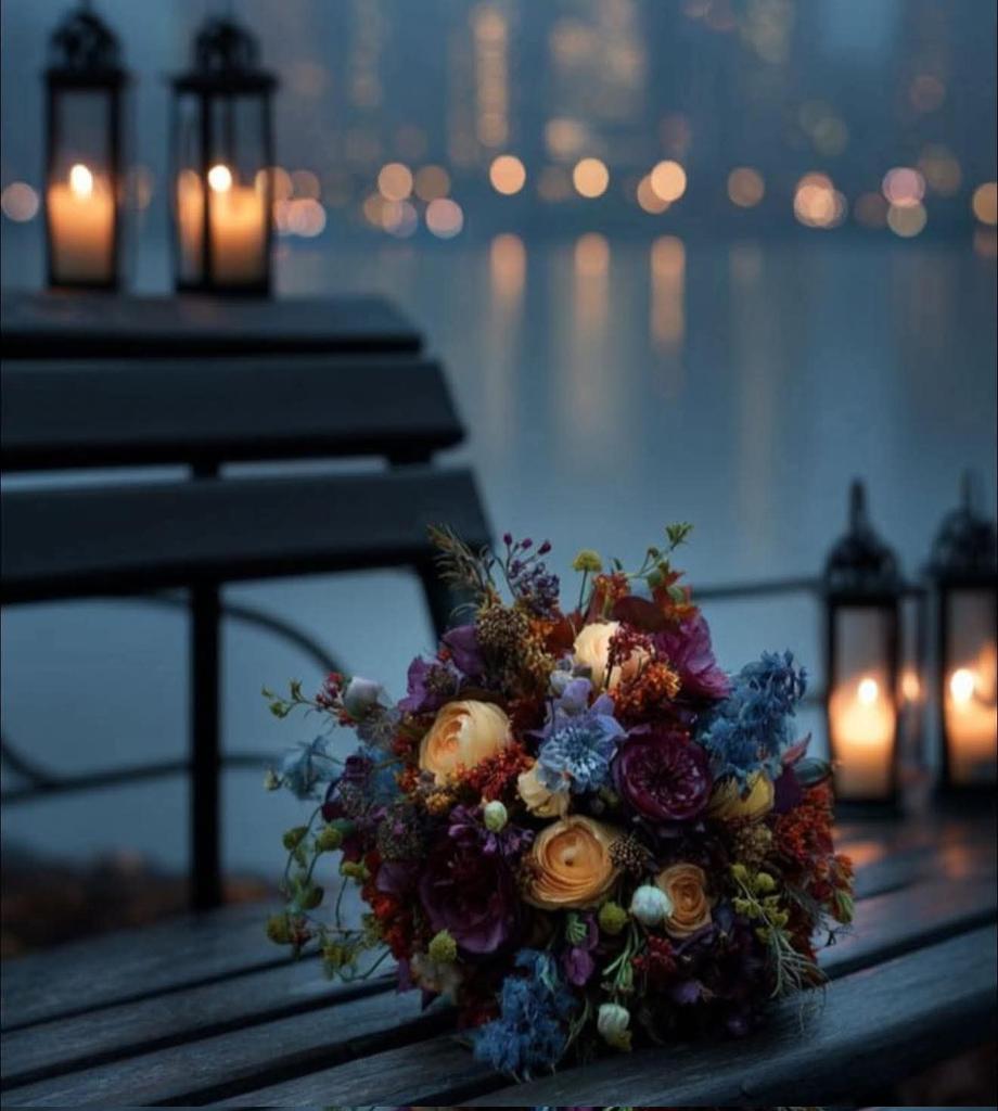 İnsan kaybolup gitmek ister 
Nereye gittiğinin önemi olmadan 
Sessizce, usulcá