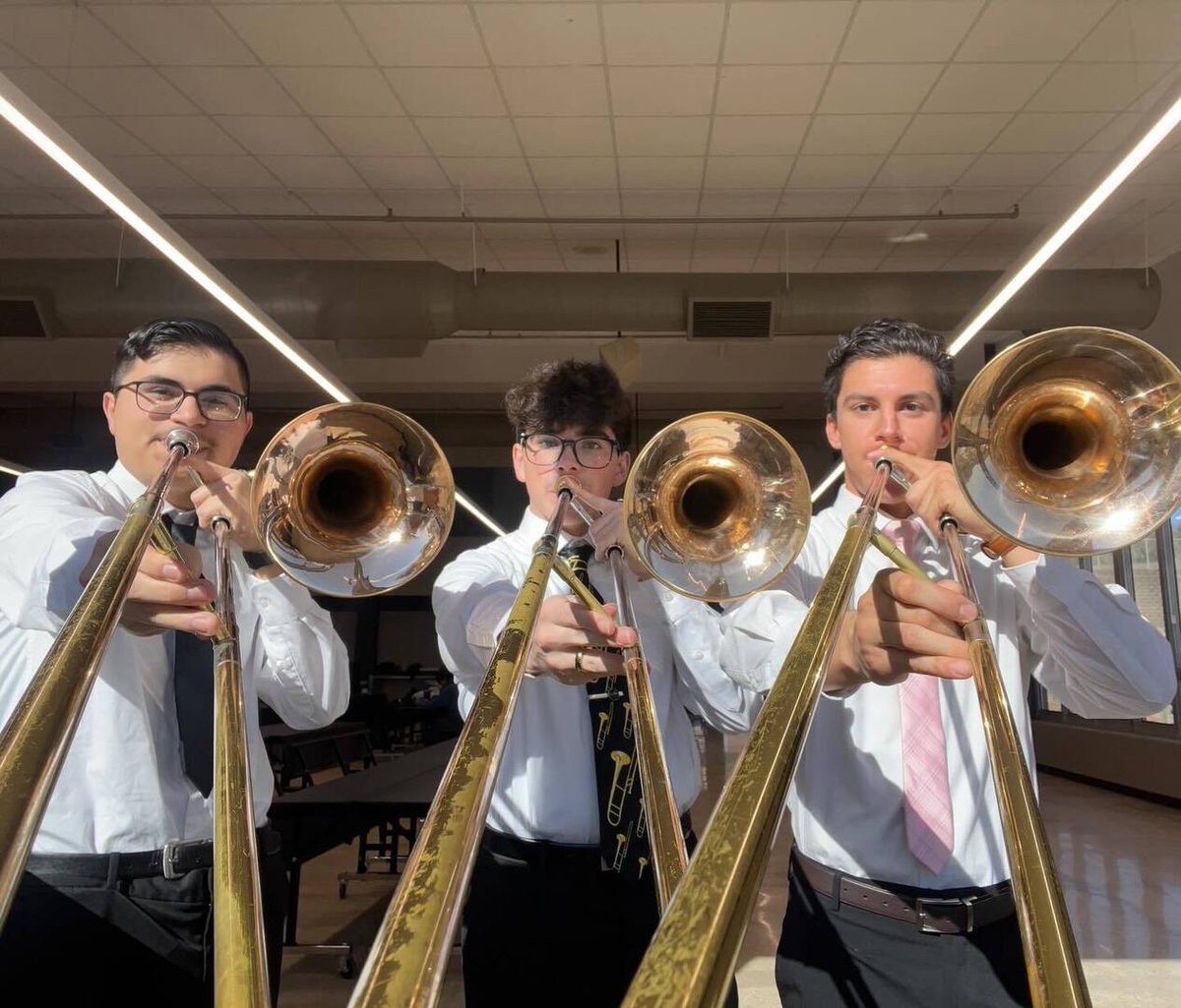 CLHawkBand tweet media