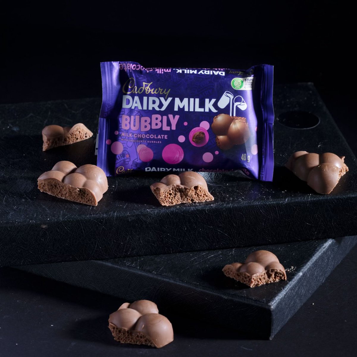 LondonChoco's tweet image. شكولاتة كادبوري دايري ميلك بيبلي 
📍 متوفر في كاكاو لندن
📞 90911750

#كاكاو_لندن #عروض_الكويت #شوكولاته #هوت_شوكليت #Aero نسكافيه مشروبات_ساخنة تسوق_الكويت chocolate HotChoc