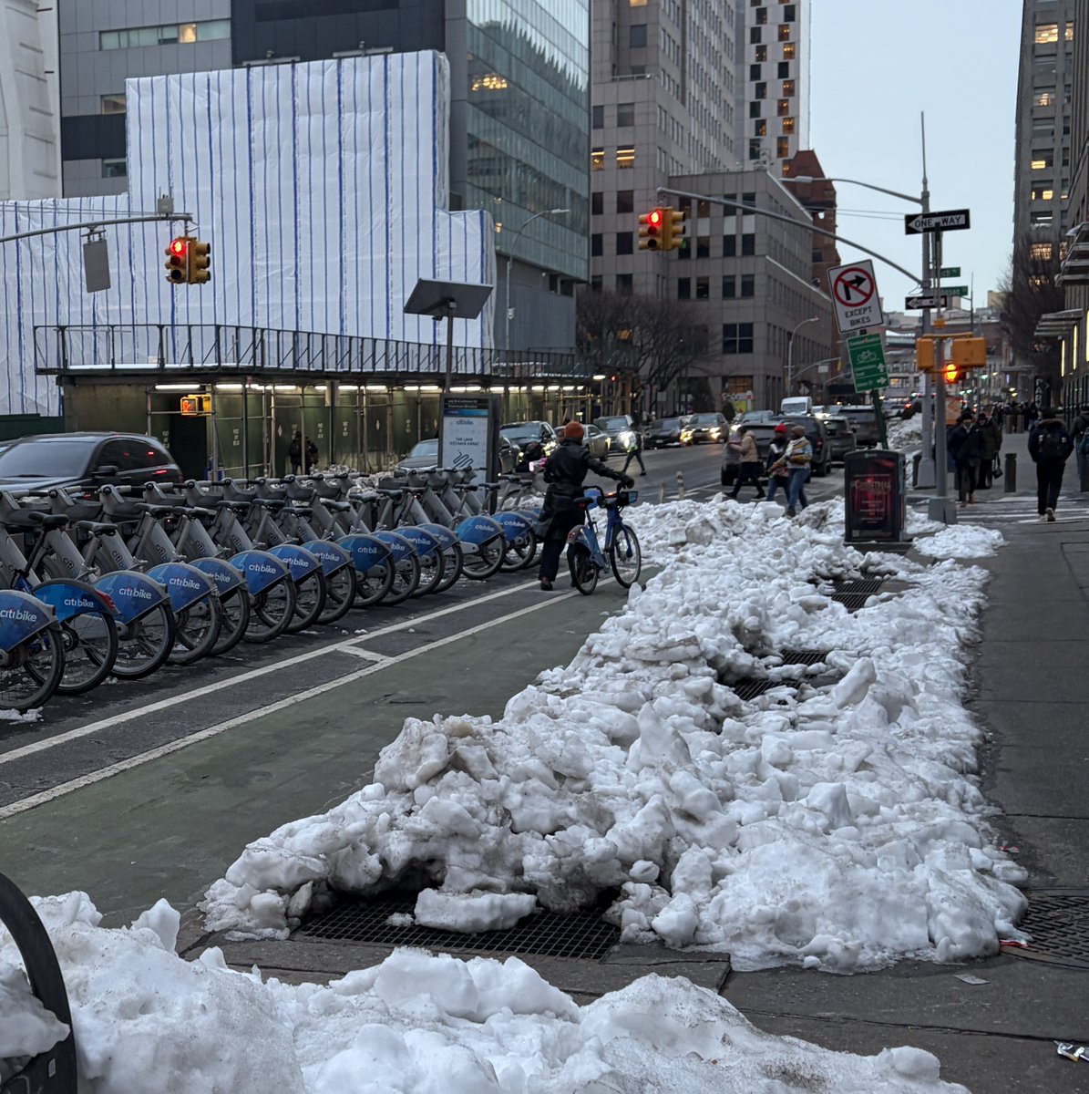 NYC Bike Lanes tweet media