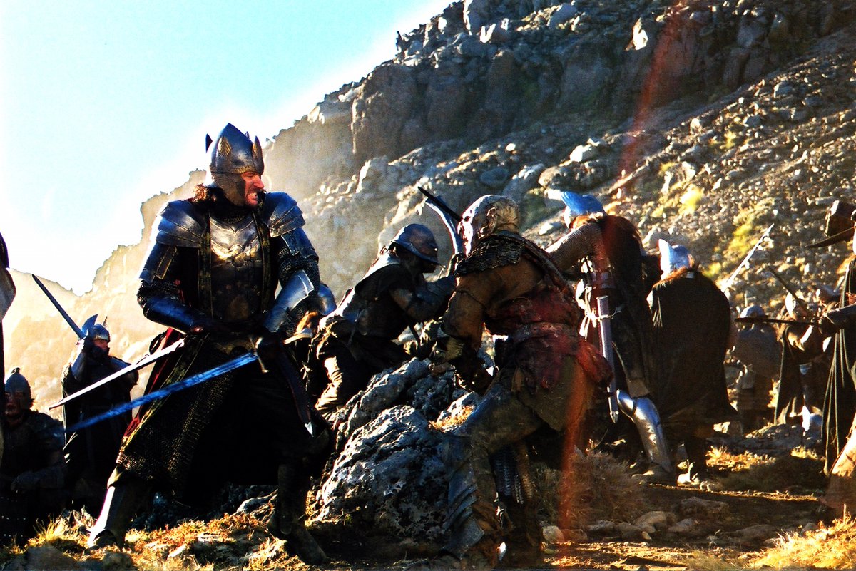 EruThingol's tweet photo. 🚨🚨🚨
Por el 25 aniversario se han revelado nuevas imágenes del legendario prólogo del señor de los anillos tratando la guerra de la ultima alianza. https://t.co/dDF0RNmNhP