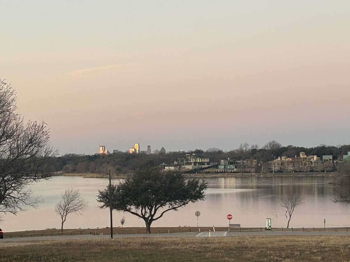 Beth Wing tweet media