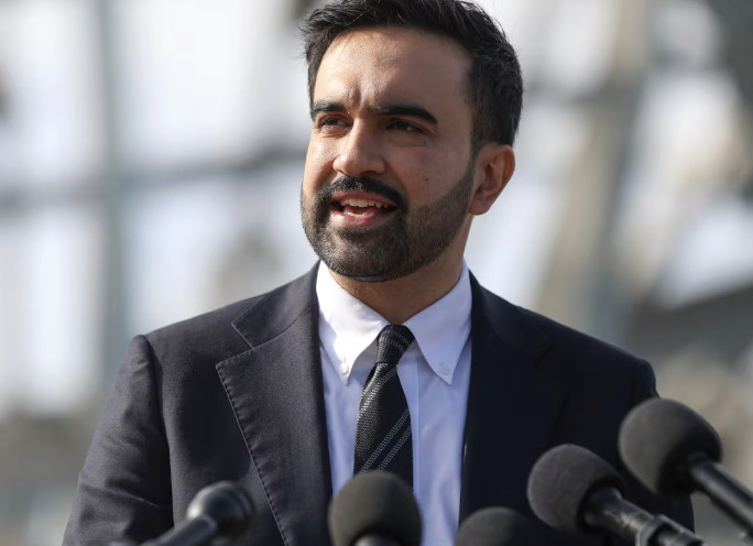 NYC Mayor just BANNED ICE from schools and hospitals dworkinsubstack.com/p/sen-gallego-…